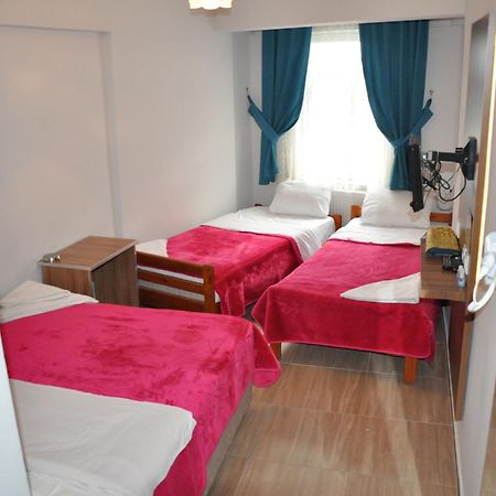 Hotel Altug اسبرطة الغرفة الصورة